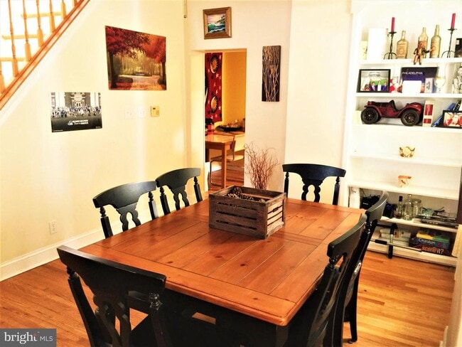 Foto del edificio - 4344 Freeland Ave