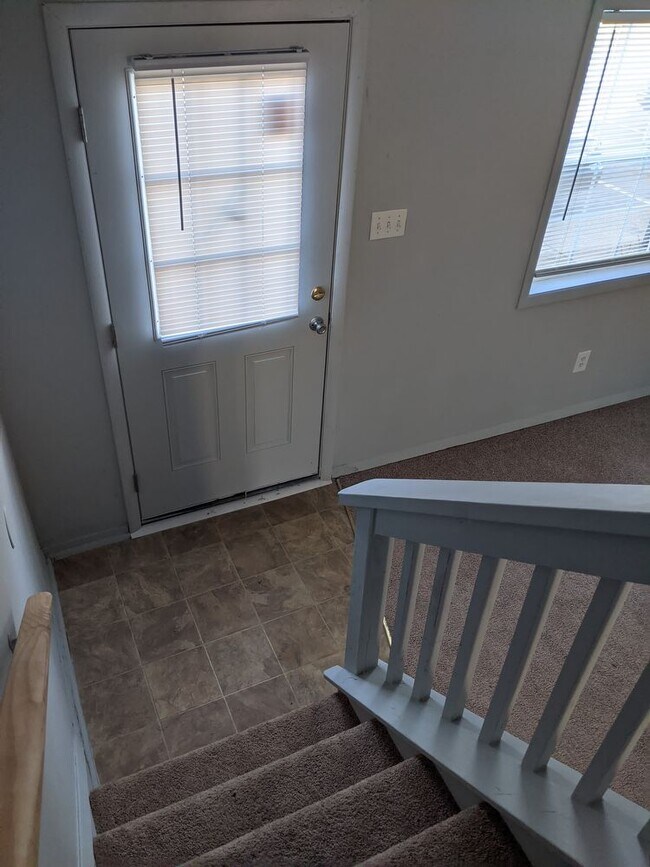 Foto del edificio - Come enjoy Richmond living at Colorado Manor