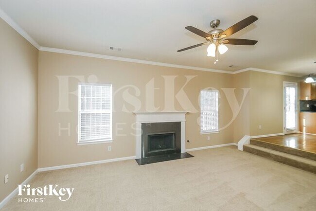 Foto del edificio - 3103 Lonetree Point