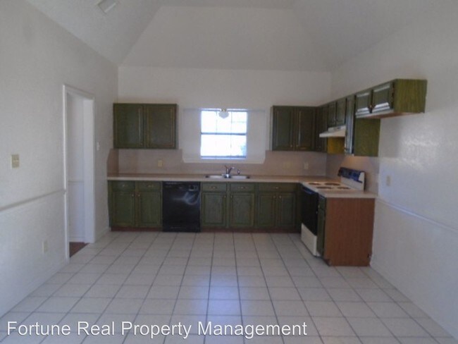 Building Photo - 3 br, 2 bath House - 802 Trevor Way