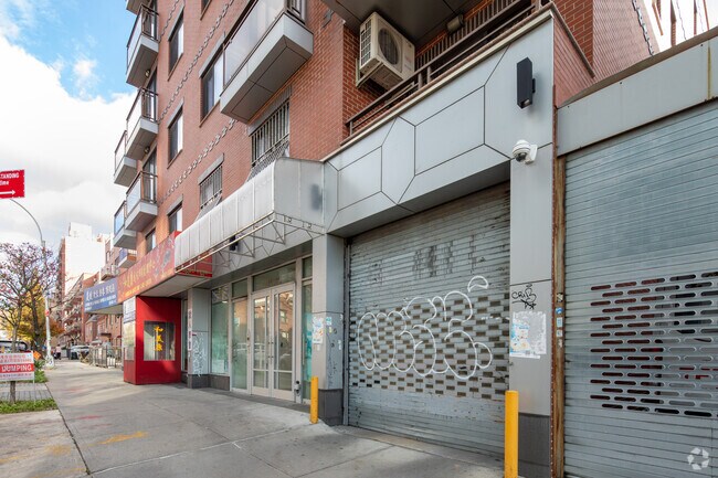 Building Photo - 13208 Pople Ave