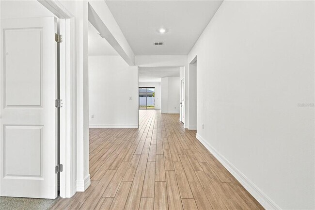 Foto del edificio - 1574 Outback Rd W