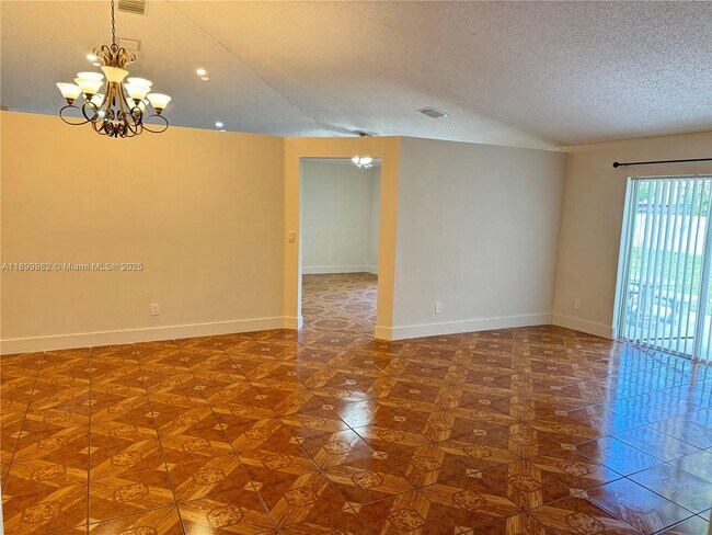 Foto del edificio - 9095 SW 20th St