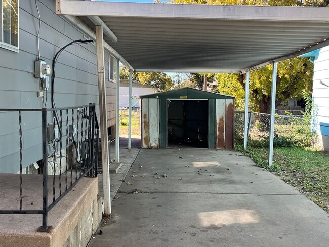 Building Photo - Charming 3 bedroom, 1 bath rental home in ...