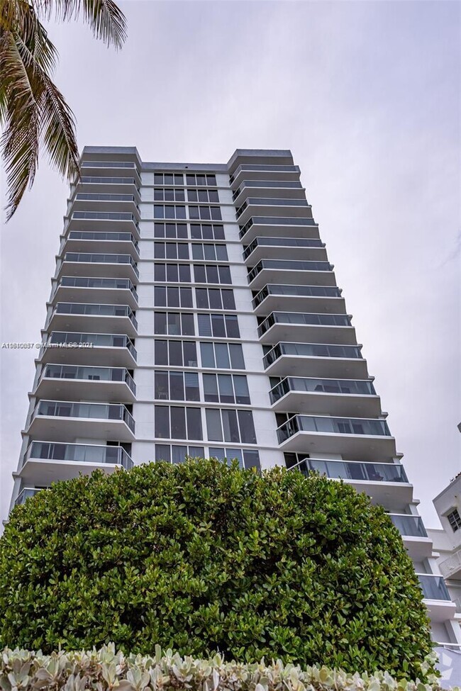 Building Photo - 2401 Collins Ave