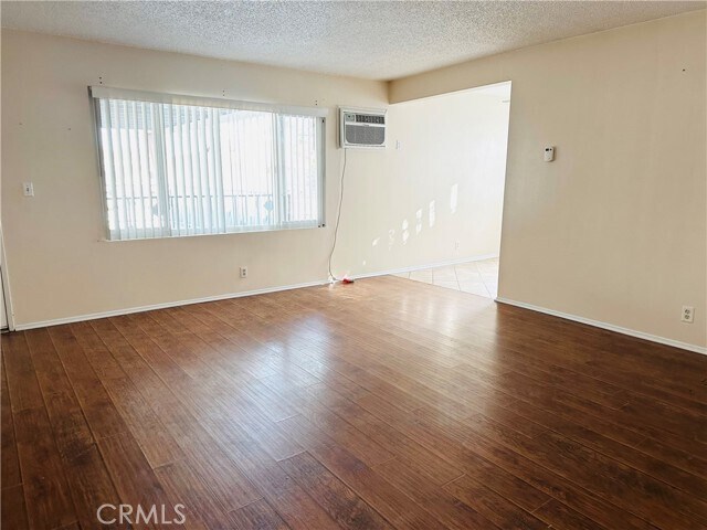 Foto del edificio - 25268 Taylor St