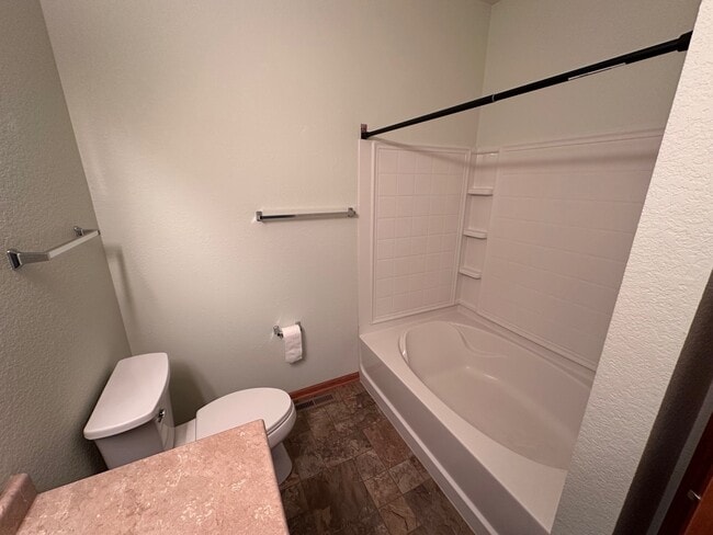 Building Photo - W1158 Meadowsweet Pass