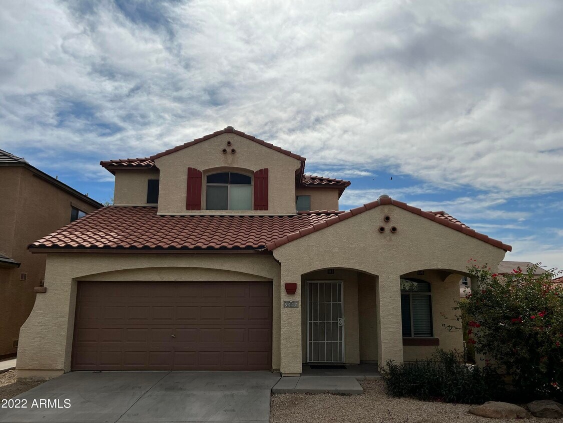 Foto principal - 9447 W Palm Ln