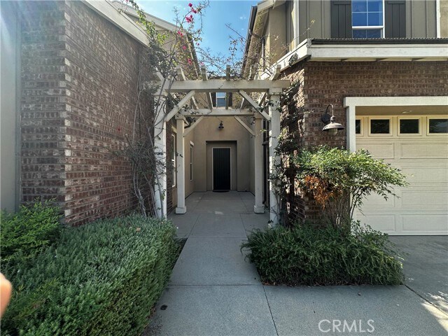 Foto del edificio - 886 E Weeping Willow Dr