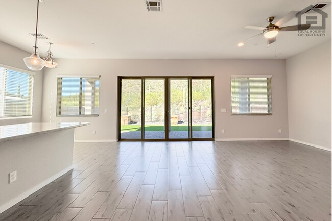 Foto del edificio - 3Bed/2Bath Home in Cave Creek! Move-In Ready on 05/21/2026! -- NO HOA!