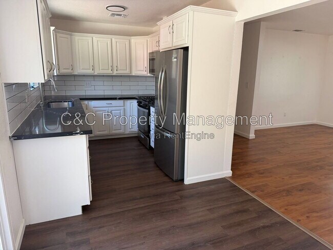 Foto del edificio - 7748 Wachtel Way