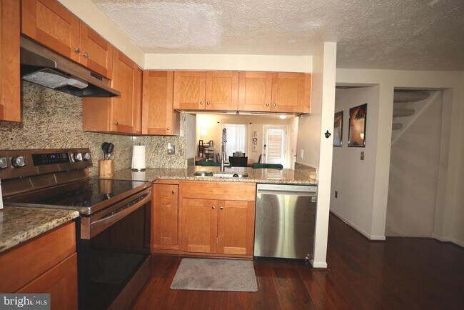 Foto del edificio - 1939 Belmont Ridge Ct