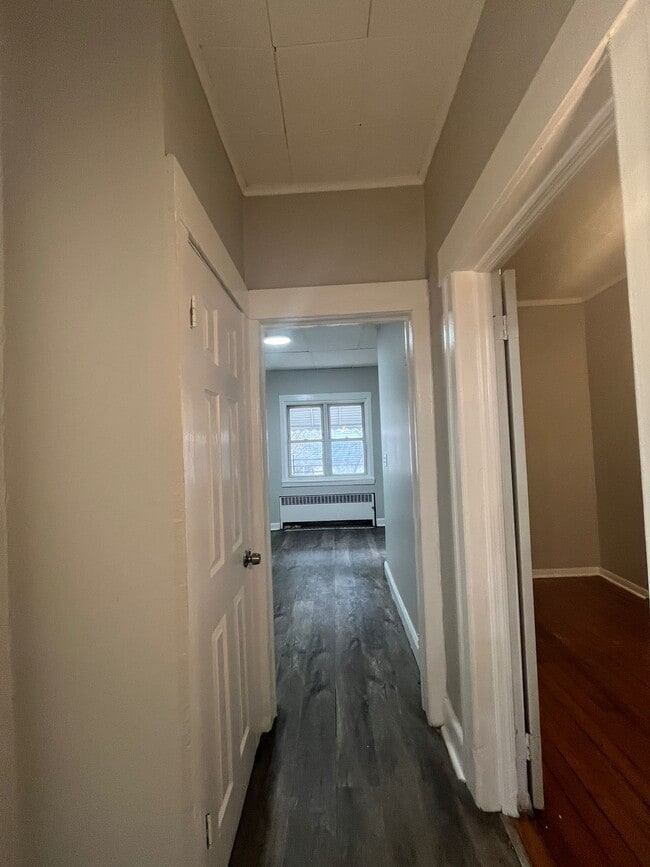 Building Photo - 127 Bidwell Ave