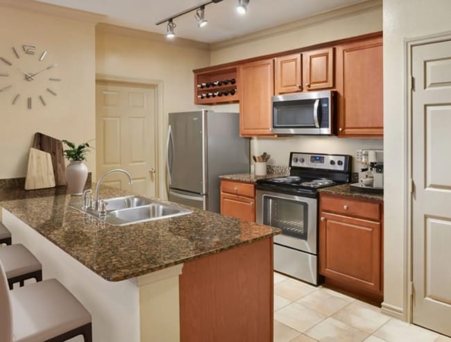 Foto del edificio - 12914 Fry Rd