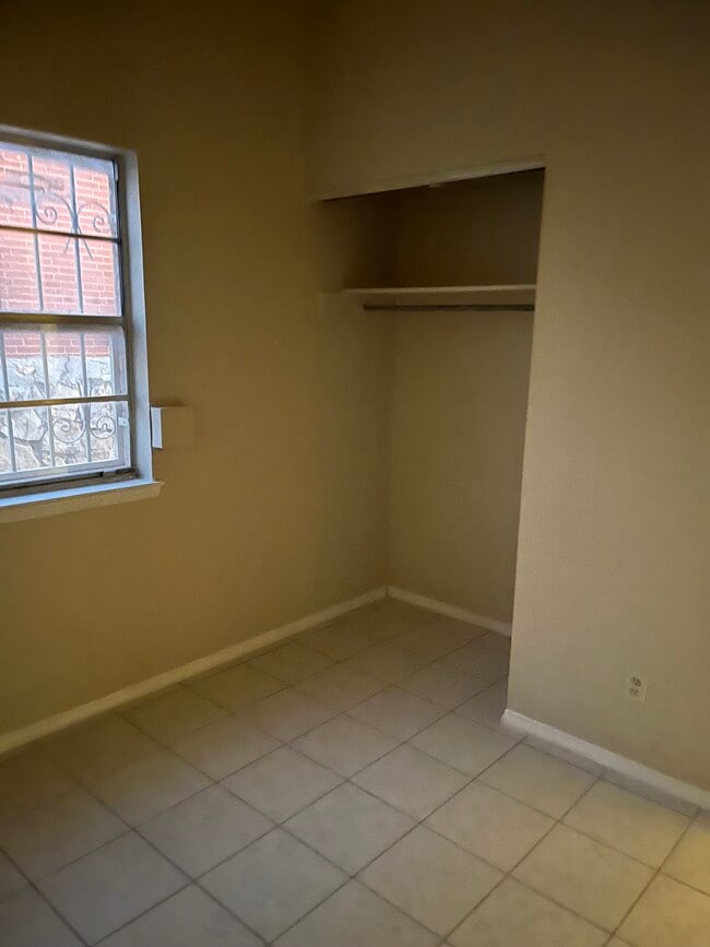 Building Photo - 11631 James Watt Dr