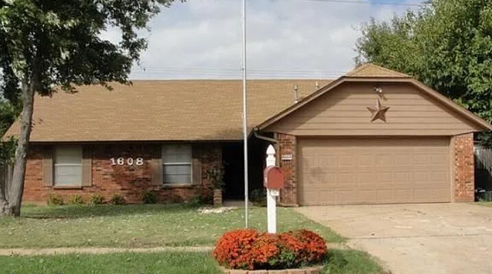 Foto principal - 1608 Oakcliff Rd