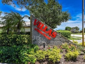 Building Photo - 7923 SE Villa Cir