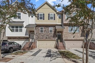 Building Photo - 3411 Abbey Wy