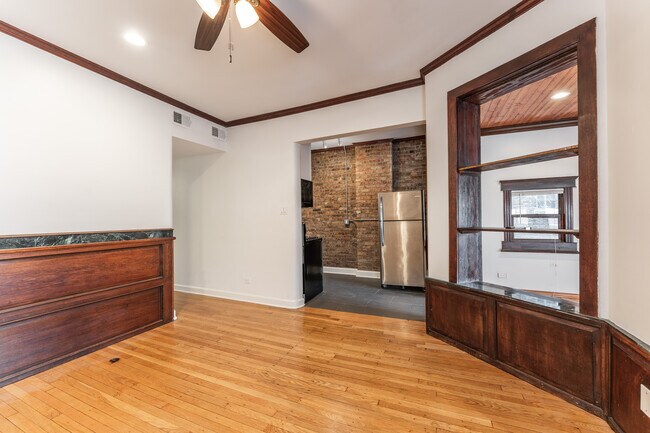 Foto del edificio - 2152 N Cleveland Ave