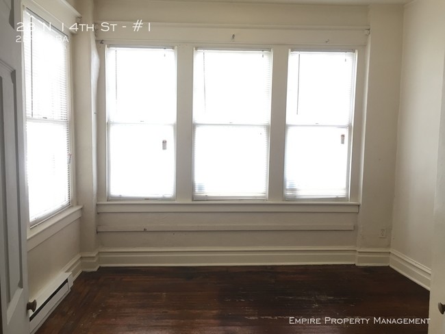 Building Photo - First Floor 2 bedroom in Allentown