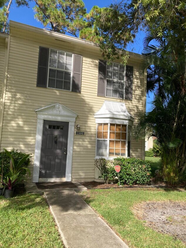 13442 NW Old Englishtown Road Wellington Apartment for Rent in