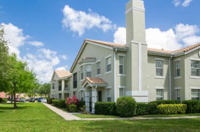 Building Photo - 140 SW Peacock Blvd