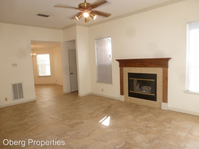 Foto del edificio - 114 Deerfield Cv