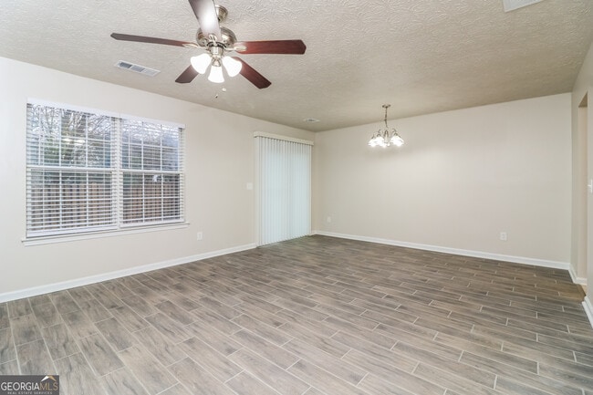 Building Photo - 3623 Thurleston Ct SW