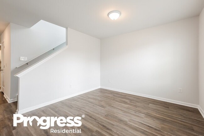 Building Photo - 872 Willowmere Way