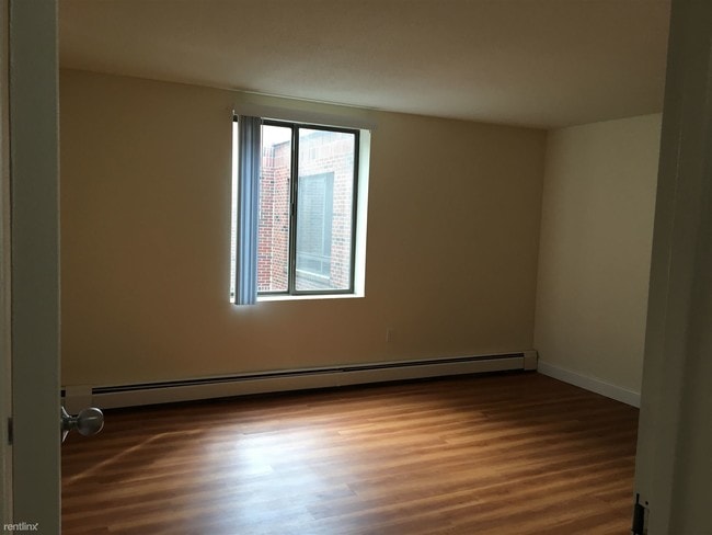 Building Photo - 1 br, 1 bath  - 109 Tremont St Apt 315