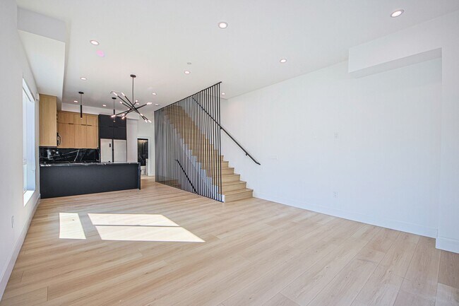 Foto del edificio - 715 N Gramercy Pl