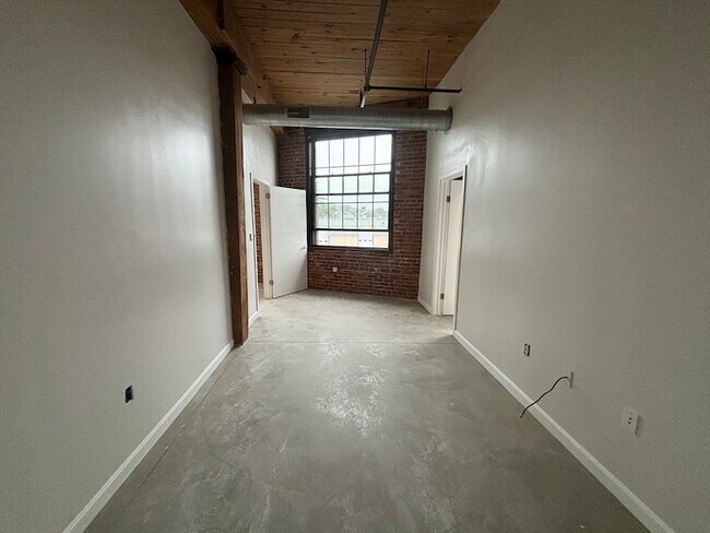 Foto del edificio - 88 Gerrish Ave