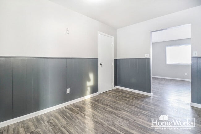 Building Photo - Newly Renovated 3 Bedroom Home with Bonus ...