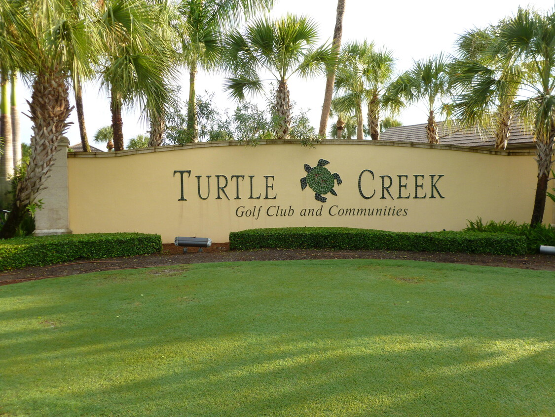 Primary Photo - 2 SE Turtle Creek Dr