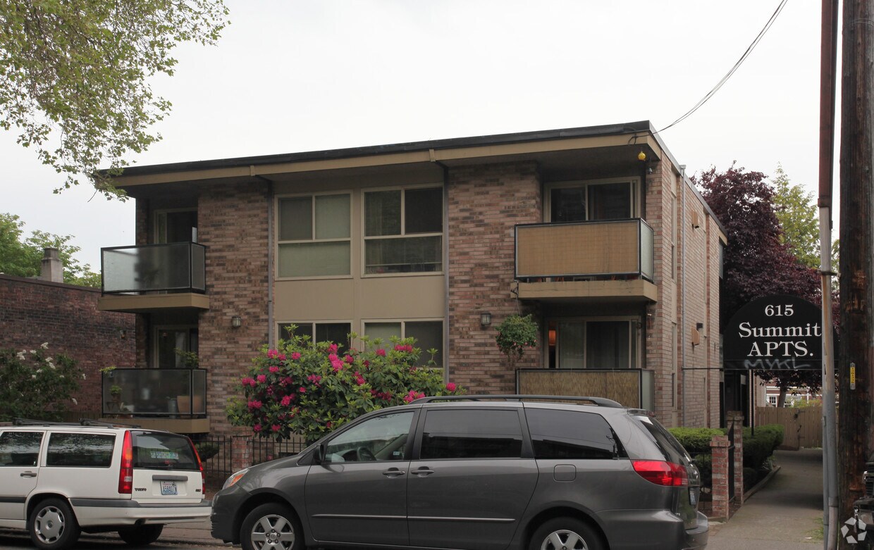 Summit Apartments Apartments in Seattle, WA