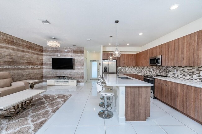 Foto del edificio - 4740 NW 84th Ct