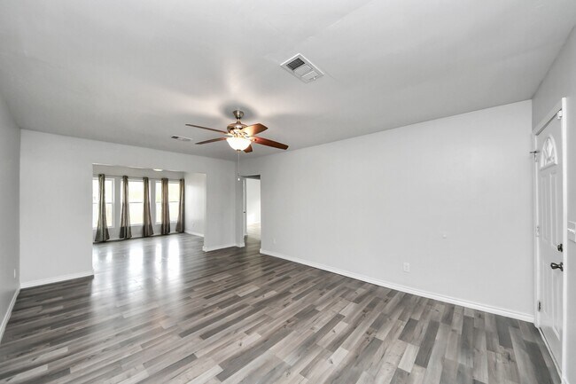 Foto del edificio - 3911 Anita St