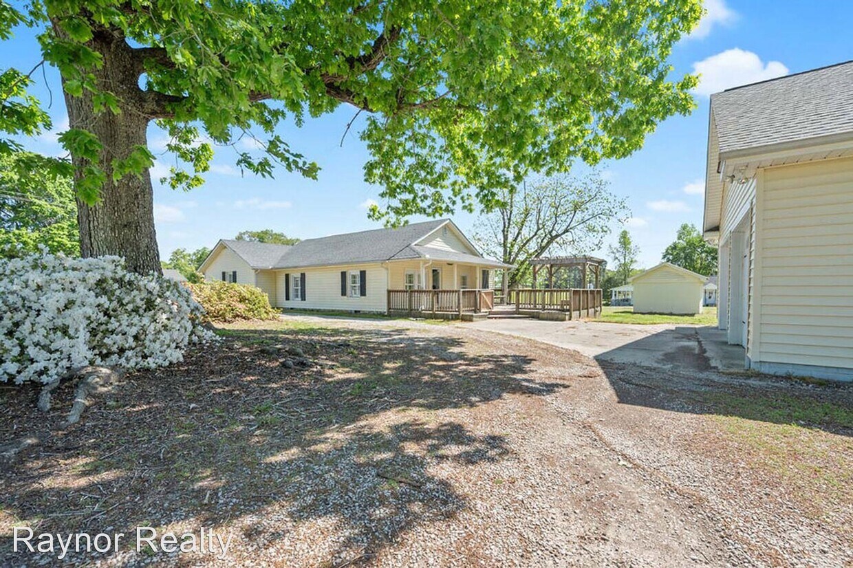 Foto principal - 1 br, 1 bath House - 4860 NC 56 E