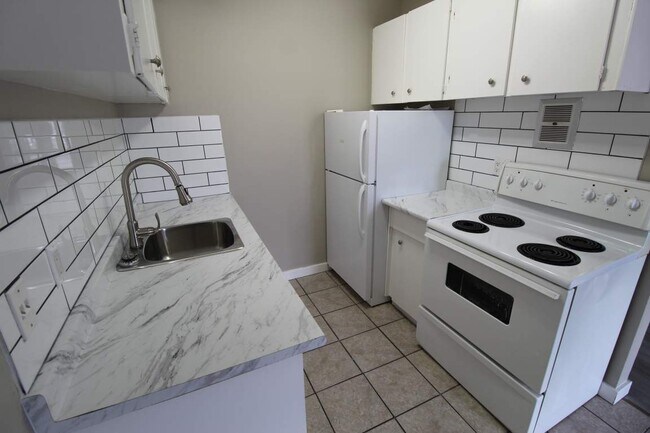 Building Photo - Priya Place Apartments