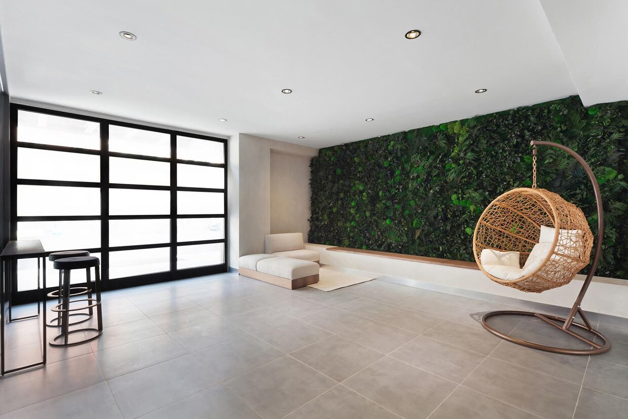 Foto principal - 740 Dekalb Ave