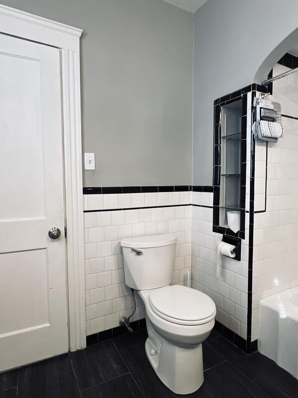 Building Photo - 532 Cottage Street - 1