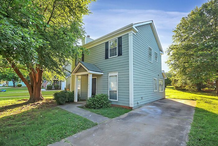 Foto principal - Wonderful 3BD/2.5BA Cul-de-Sac Home Close ...