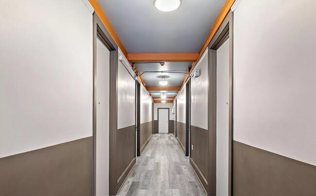Foto del edificio - 1144 E Grand St