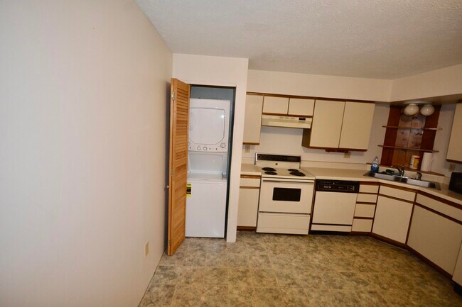 Foto del edificio - 2590 Townhouse Dr SE