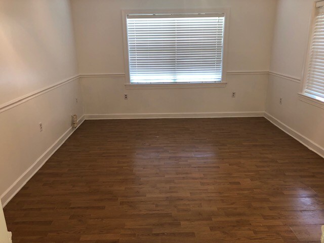 Foto del edificio - 318 Grove Hill Ave