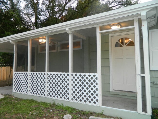 Building Photo - Take a look today before it is gone!
