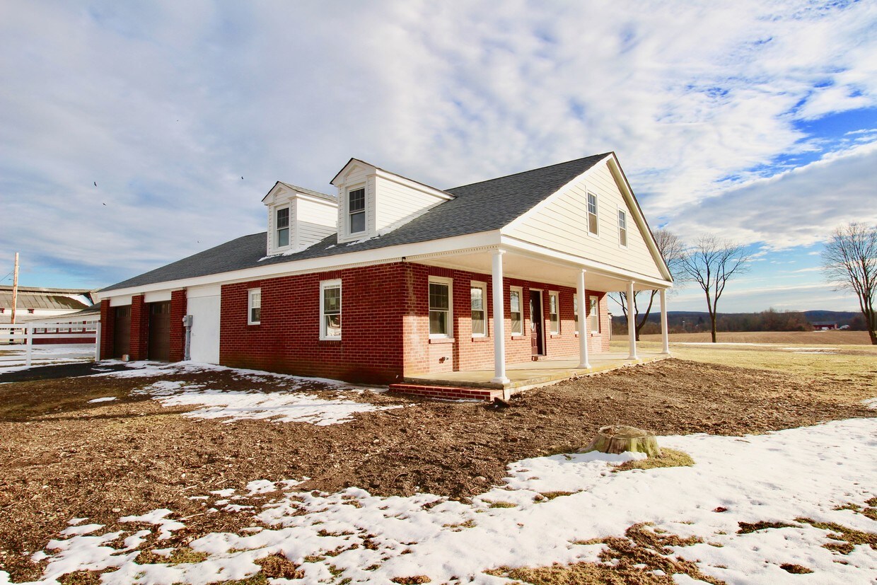 93 Brighton Rd, Andover, NJ 07821 House Rental in Andover, NJ