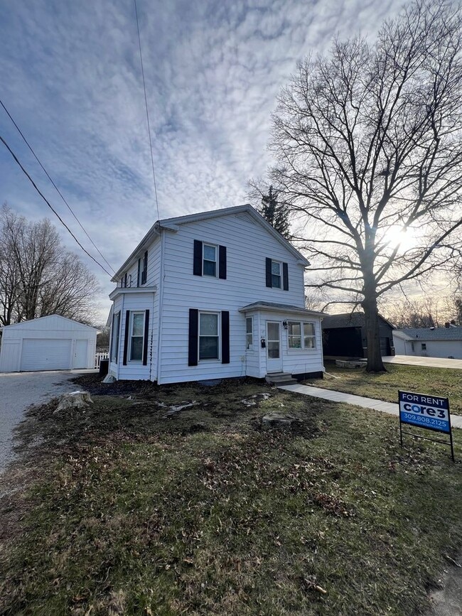 Foto del edificio - Newly Remodeled 4 Bed House Available Now!