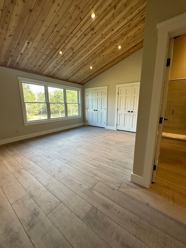 Master Bedroom - 103-105 Puckerbrush East Rd