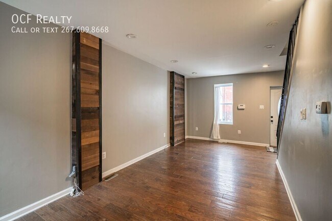 Building Photo - 2303 E Cabot St